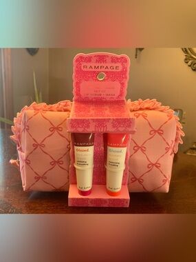 Rampage Ruffle Makeup Bag with 2 Lip Products
